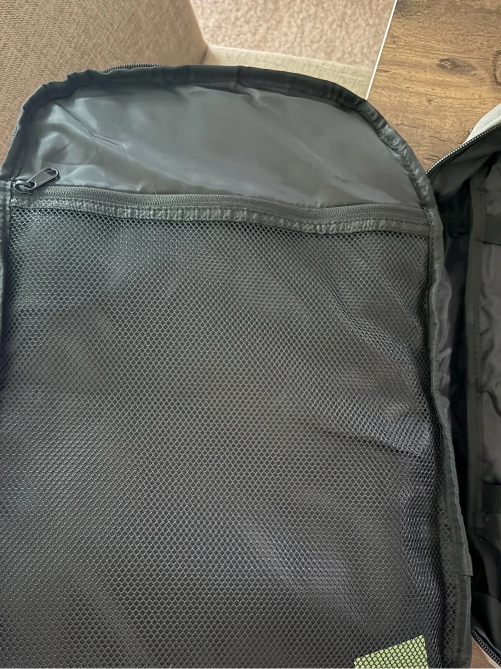 Light Gray Men's Travel Backpack with Multiple Pockets